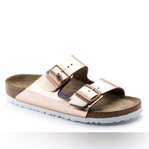 Birkenstock Arizona Soft Footbed - Metallic Leather (Rose Gold) - Size 39/8M
